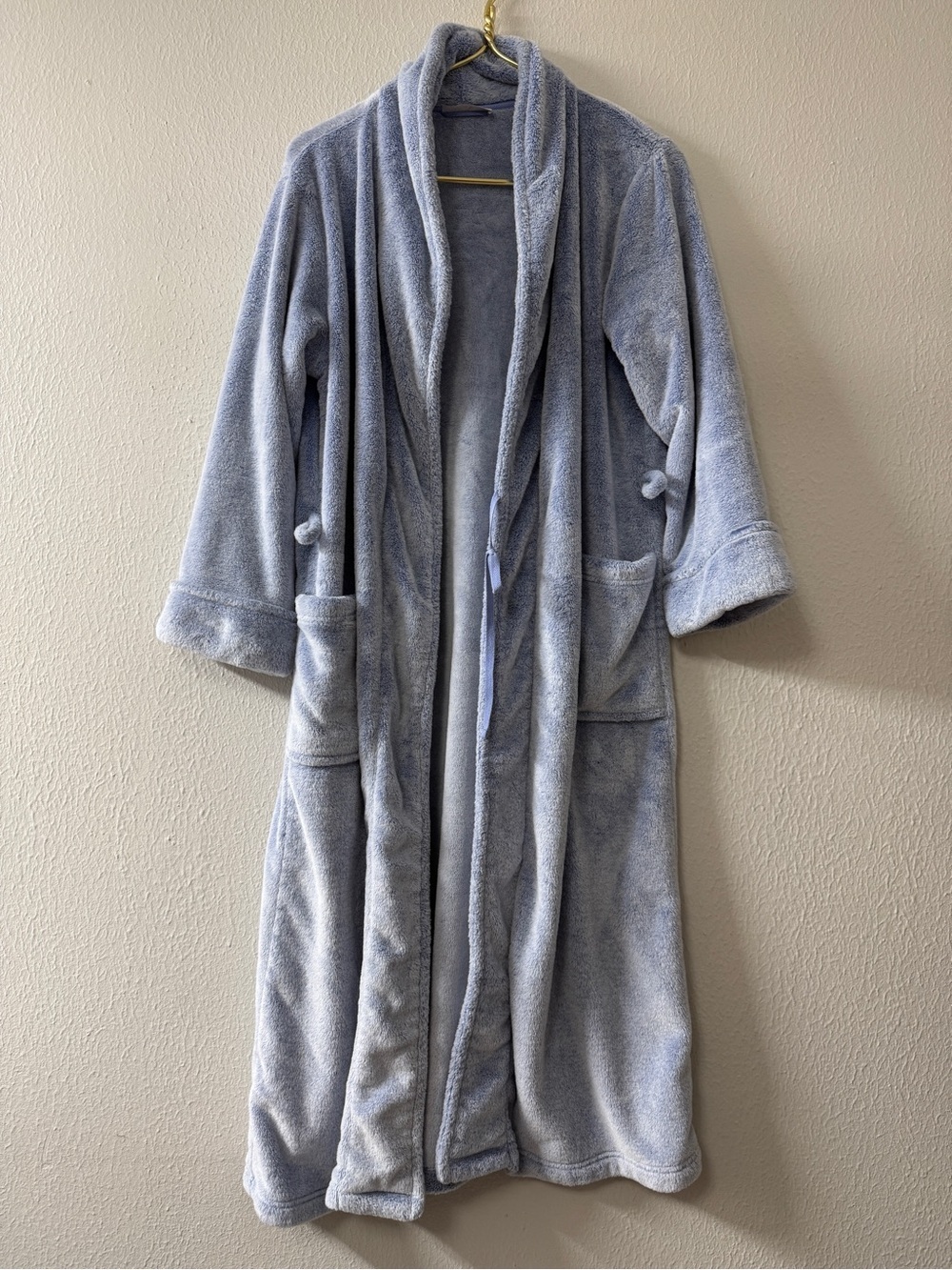 Natori Cozy Plush Shawl Collar Robe in Lilac